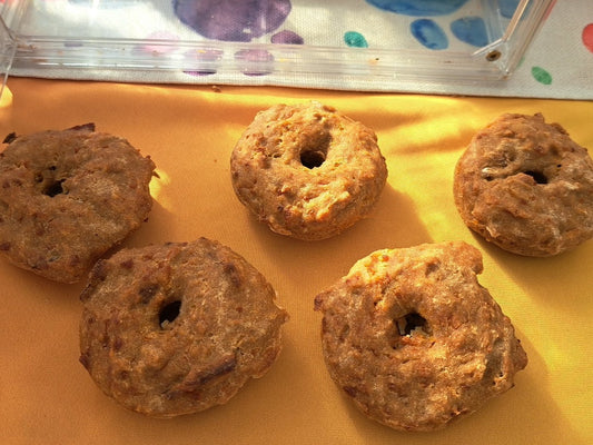 🐾 Turkey Bacon Cheddar Doggy Donuts 🧀🥓 Shipping not available out of state on this item!